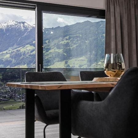 Grand Alpin Panorama Lodge Top 3 Hart im Zillertal Luaran gambar